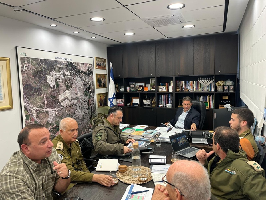 פגישה בין פיקוד העורף לעיריית מודיעין היערכות לחירום