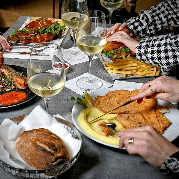 גרין האוס | Green House - ביסטרו-קפה מקומי