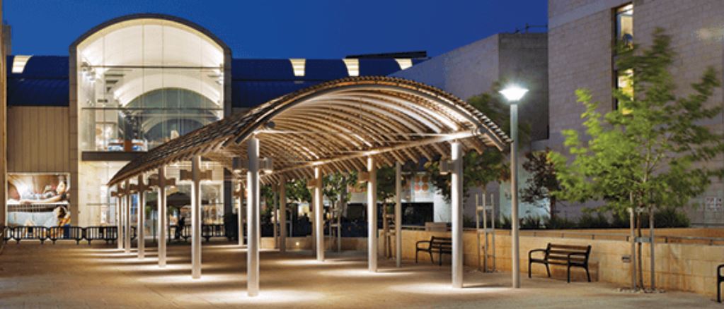 טו בשבט בעזריאלי מודיעין