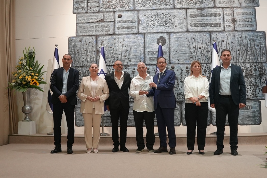 ציון לשבח מבית הנשיא לעירוני מודיעין. קרדיט צילום עמותת ערכים בספורט