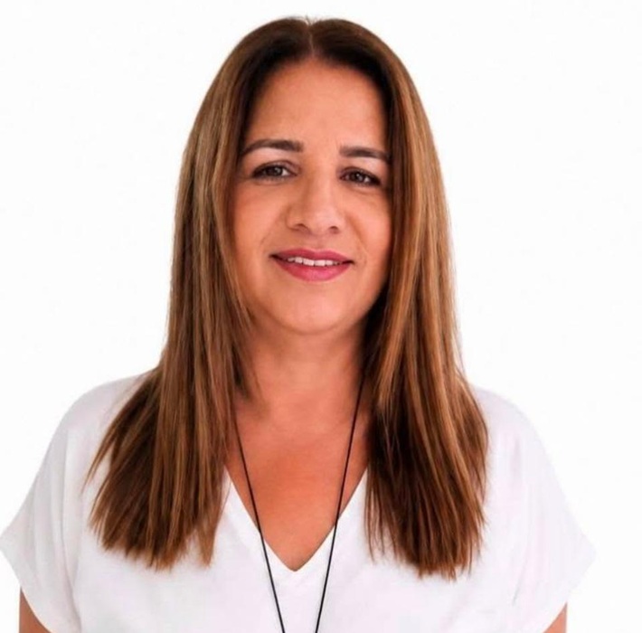 ליאת גלייזר נבחרה למנהלת בית הספר חופים